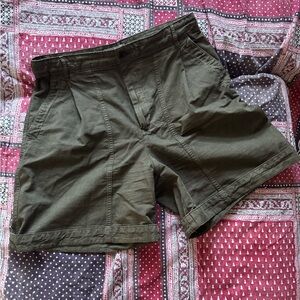 Everlane Pleated Cotton Camp Shorts